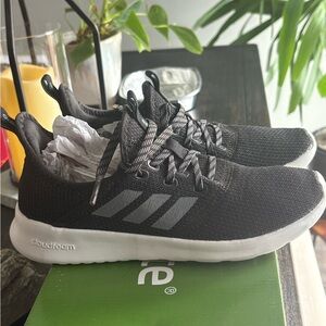 adidas sport shoes in perfect conditions I only wear them few times ..